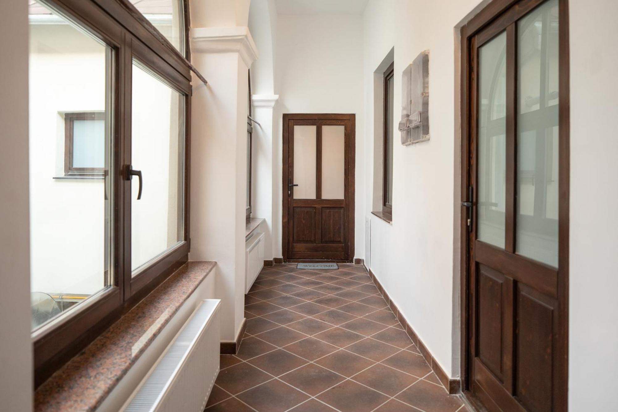 Hirscher Apartments 브라쇼브 외부 사진