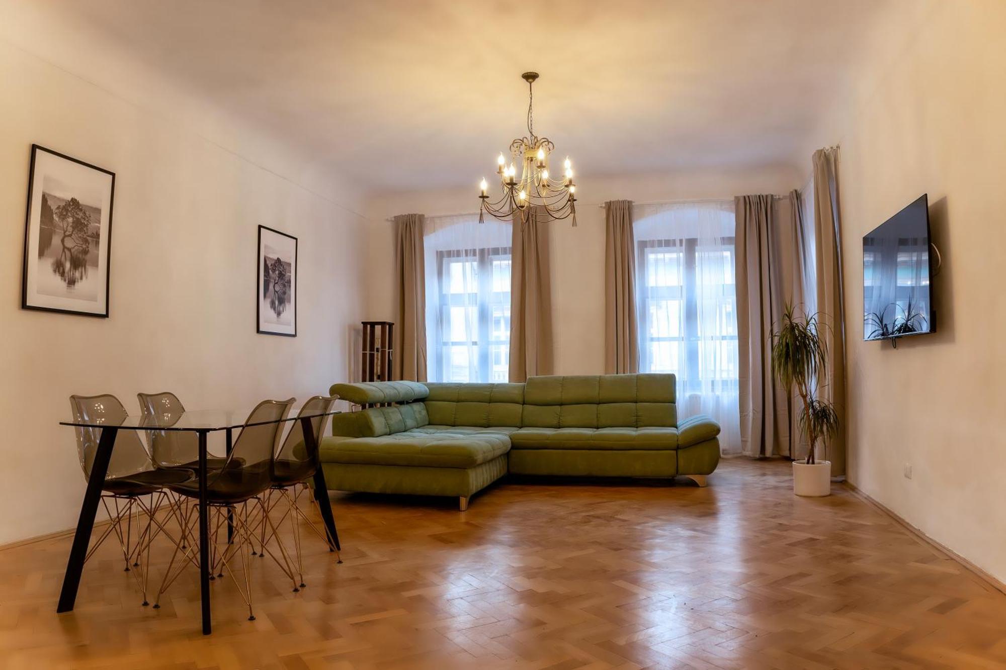 Hirscher Apartments 브라쇼브 외부 사진