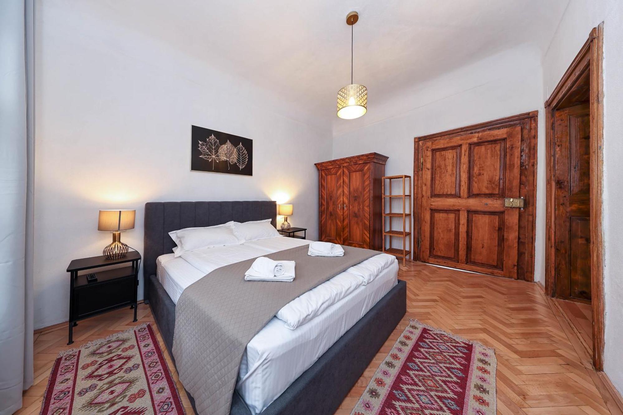 Hirscher Apartments 브라쇼브 외부 사진