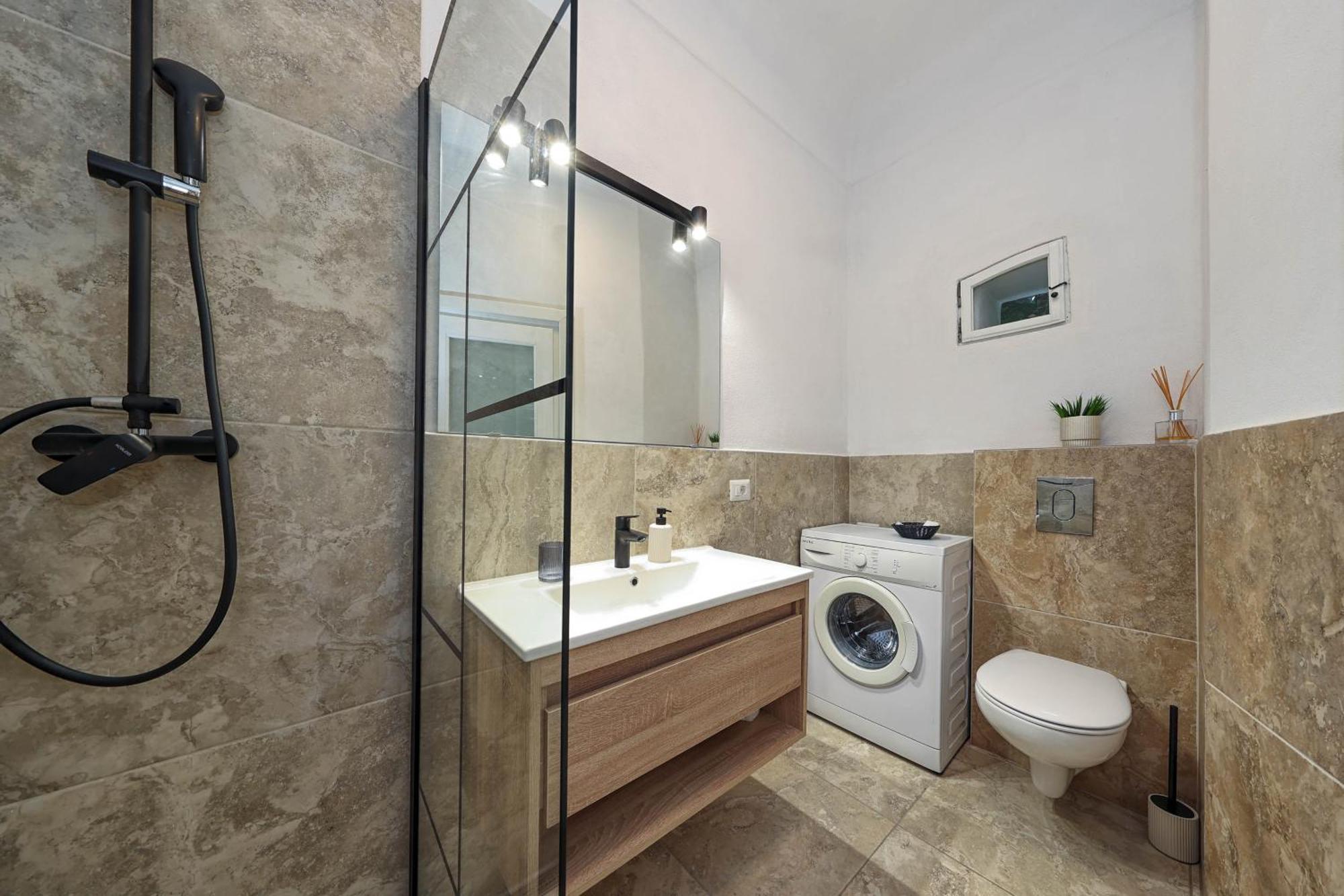 Hirscher Apartments 브라쇼브 객실 사진