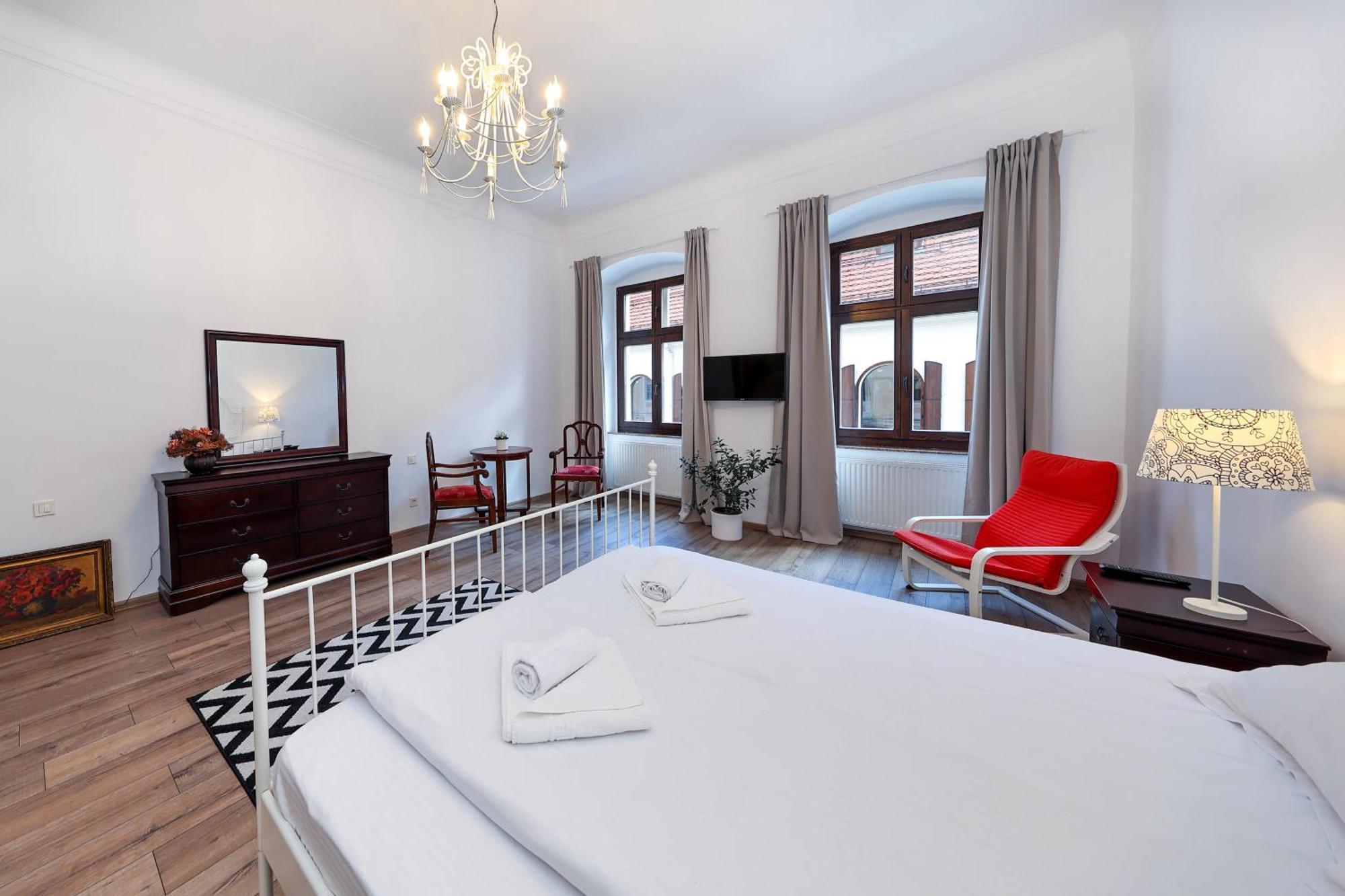 Hirscher Apartments 브라쇼브 외부 사진
