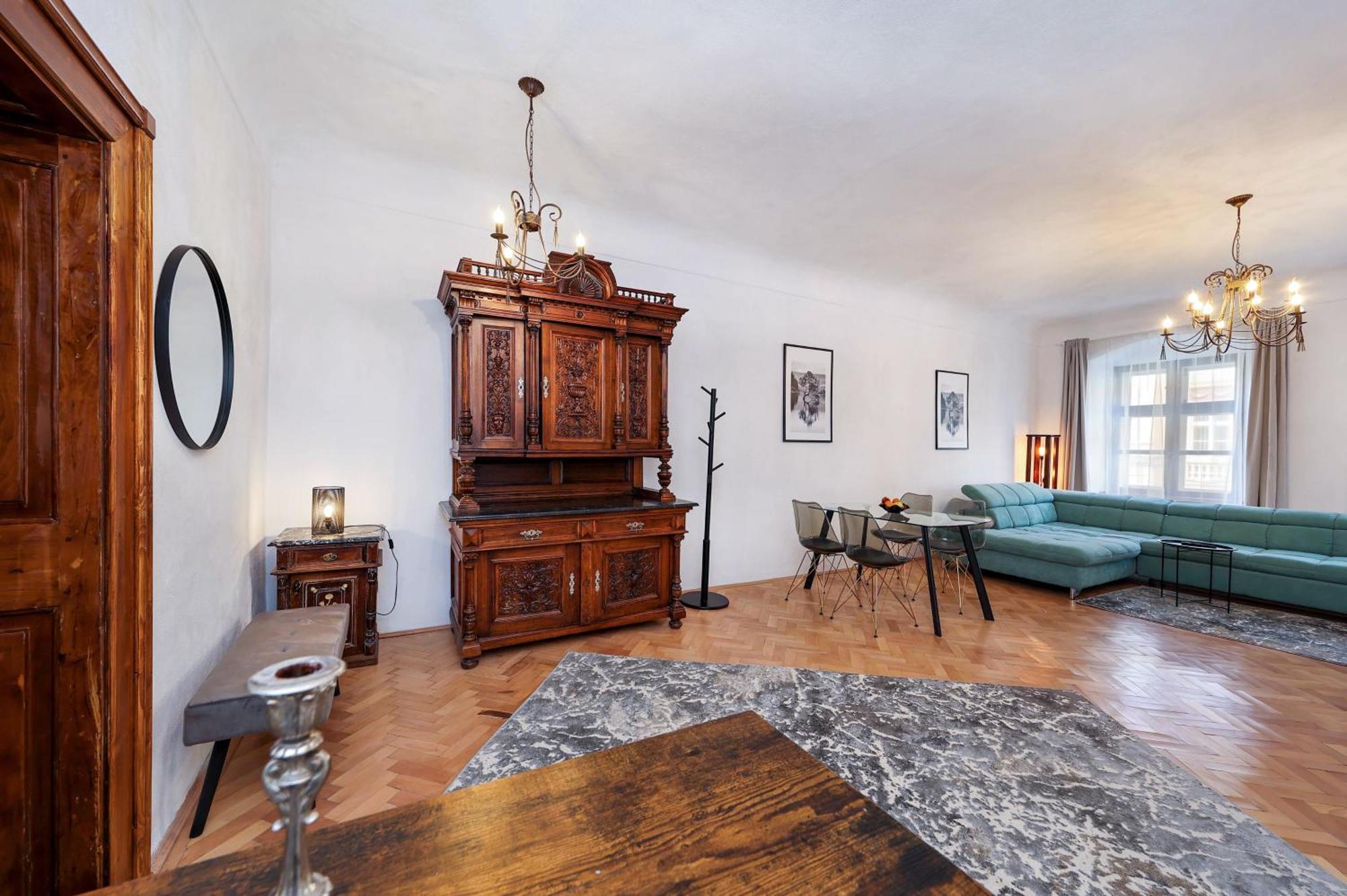 Hirscher Apartments 브라쇼브 외부 사진