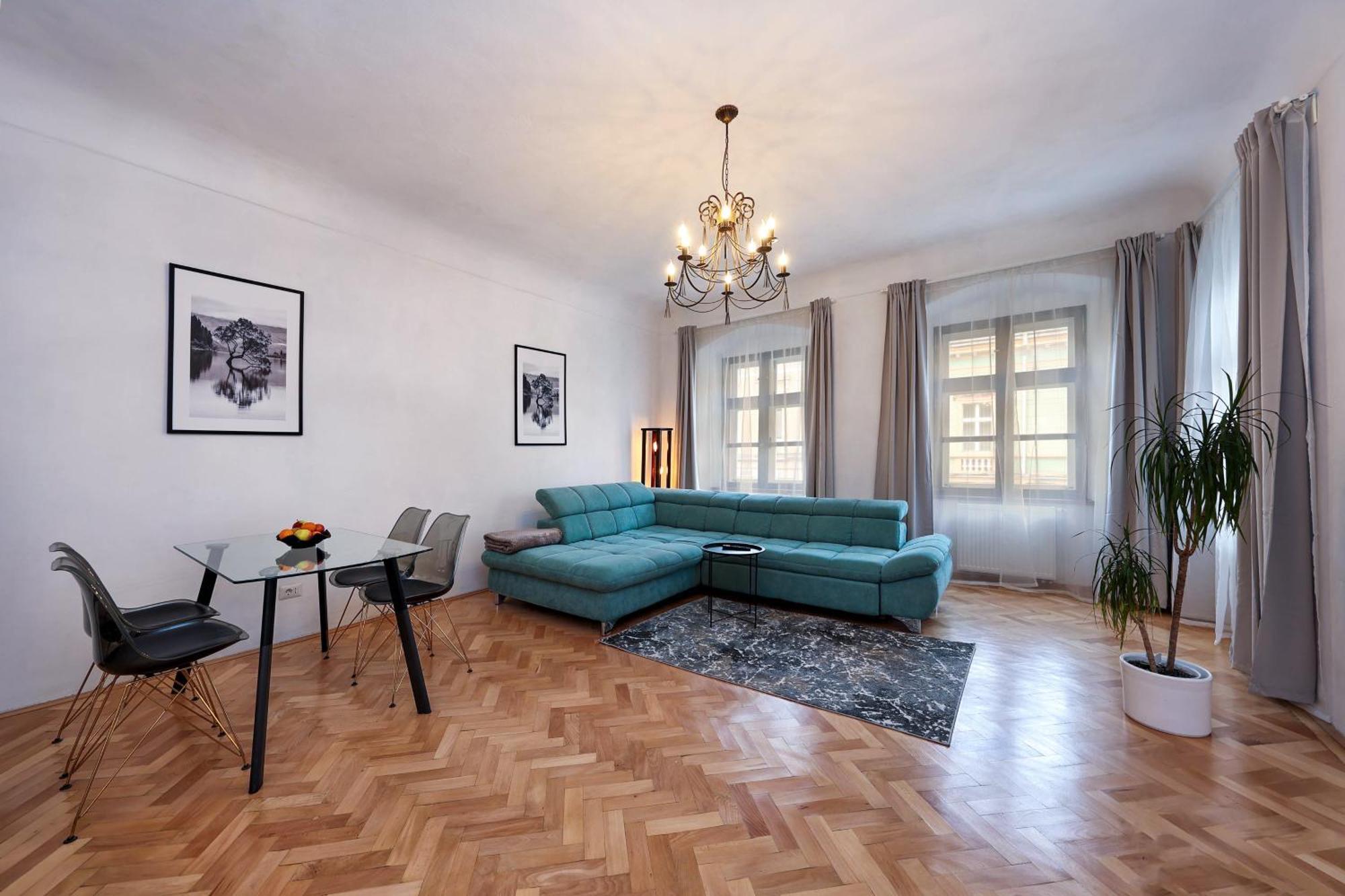 Hirscher Apartments 브라쇼브 외부 사진