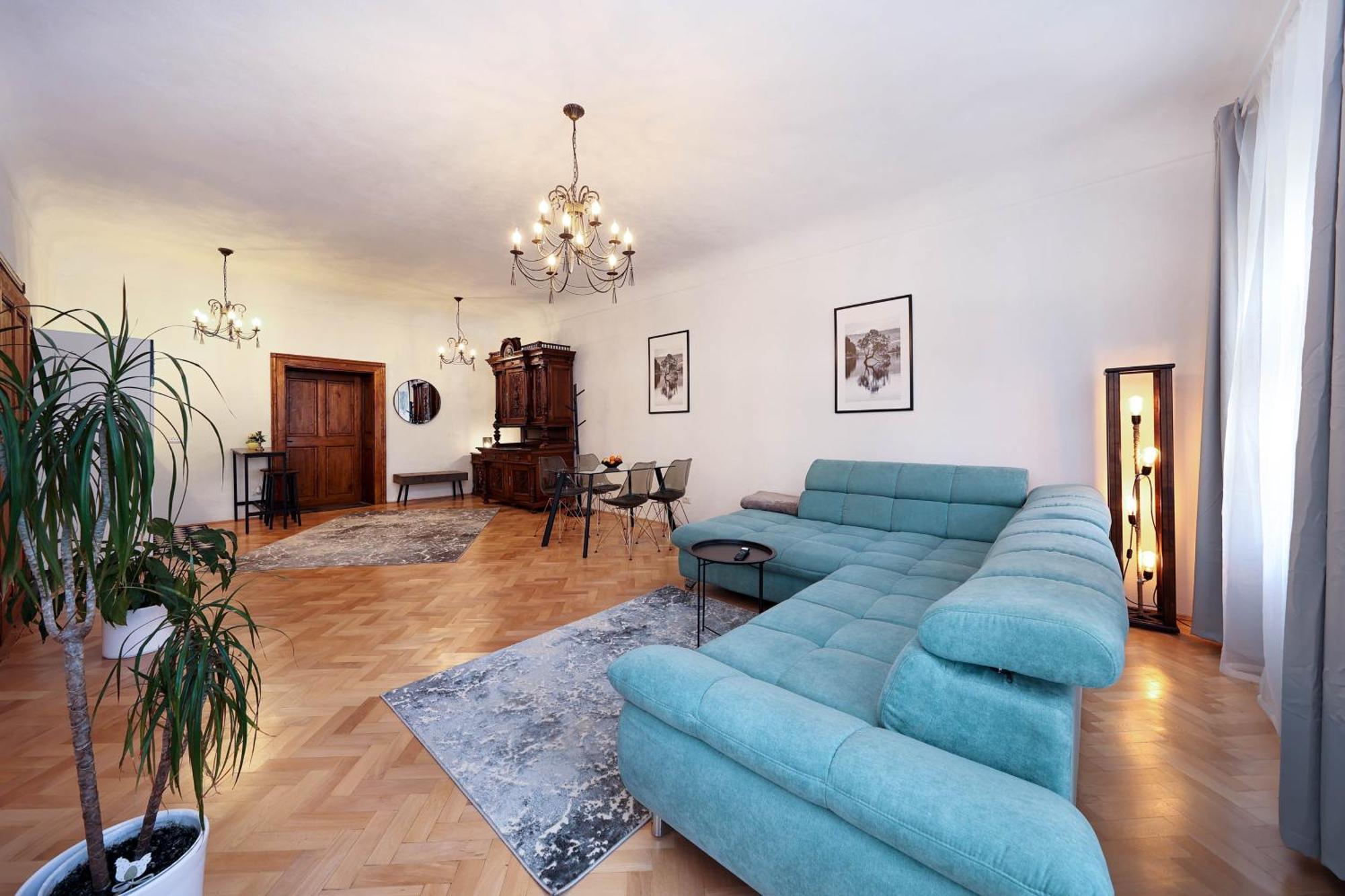 Hirscher Apartments 브라쇼브 외부 사진